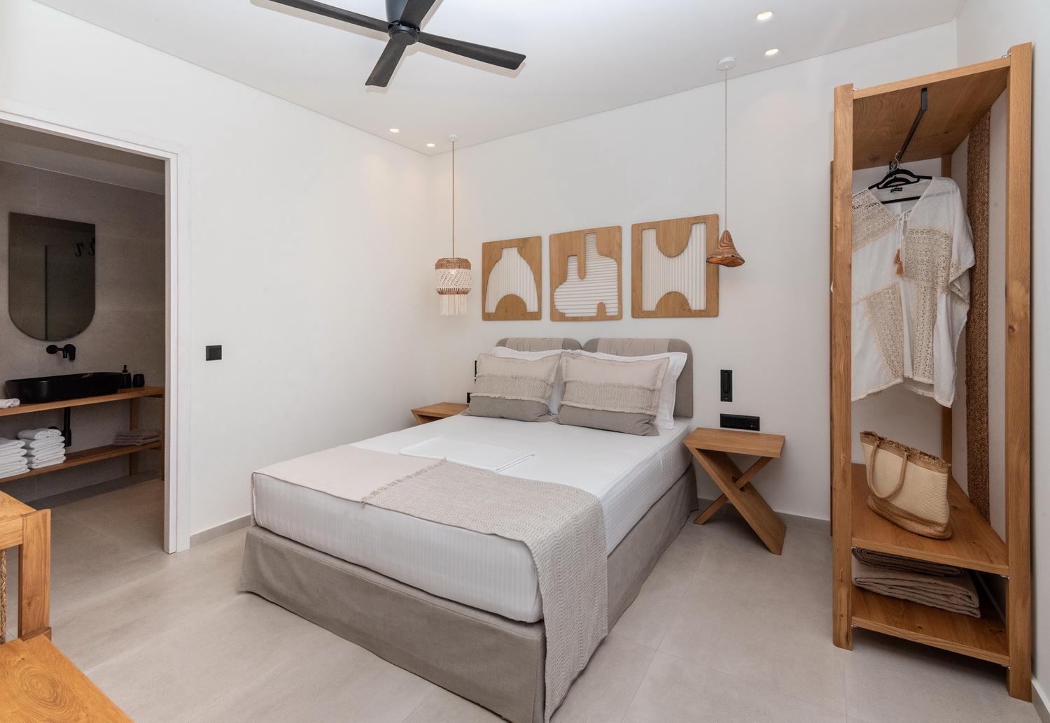 Aristotle Suites Adamantas  Exterior photo